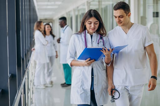 ¡La Universidad Autónoma de Bucaramanga abrió inscripciones para sus especialidades médicas!