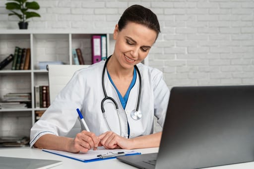 ¡La Universidad Surcolombiana está en inscripciones para sus especialidades médicas! Te contamos lo que necesitas saber de este proceso de admisión