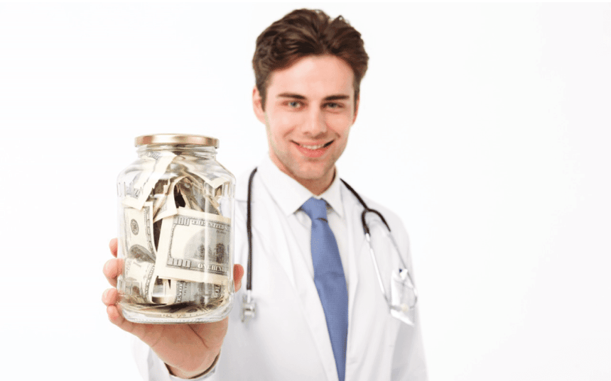 ¿Ser médico especialista en Colombia es un buen negocio?